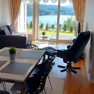 Bjornestrand Fjordside View Apartamento